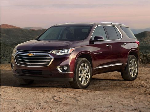 Used 2019 Chevrolet Traverse LT w/ LT Premium Package AWD/4WD image 1