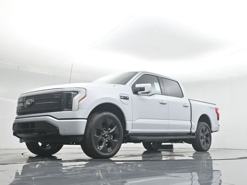 New 2025 Ford F150 Lightning Platinum w/ Dark Elements Package image 53