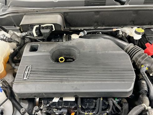 Used 2021 Lincoln Nautilus Reserve image 26