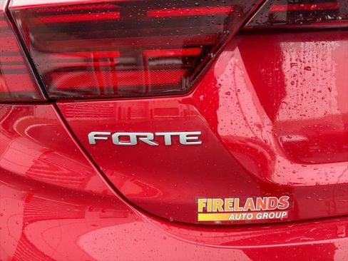 Used 2023 Kia Forte GT w/ GT2 Package image 10