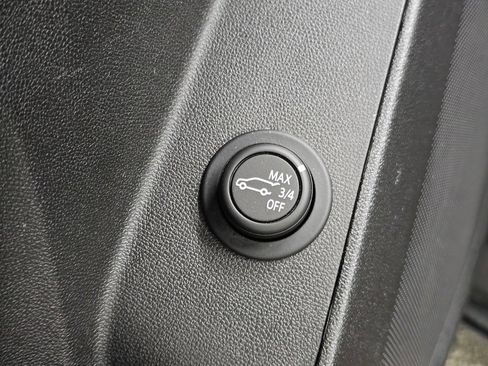 Certified 2024 Chevrolet Equinox LT FWD image 31