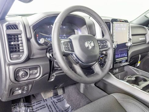 New 2026 RAM 1500 Big Horn AWD/4WD image 4
