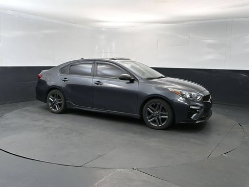 Used 2021 Kia Forte GT-Line w/ GT-Line Premium Package FWD image 7