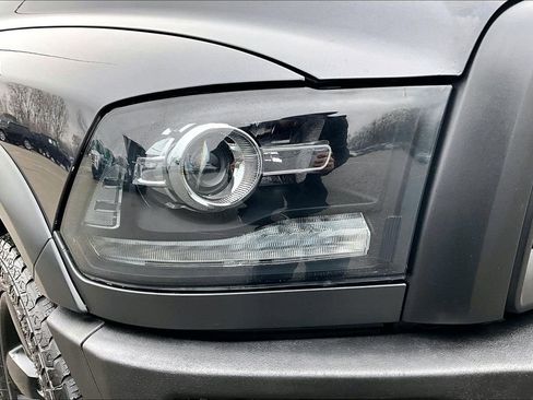 Used 2019 RAM 1500 Classic Warlock AWD/4WD image 32