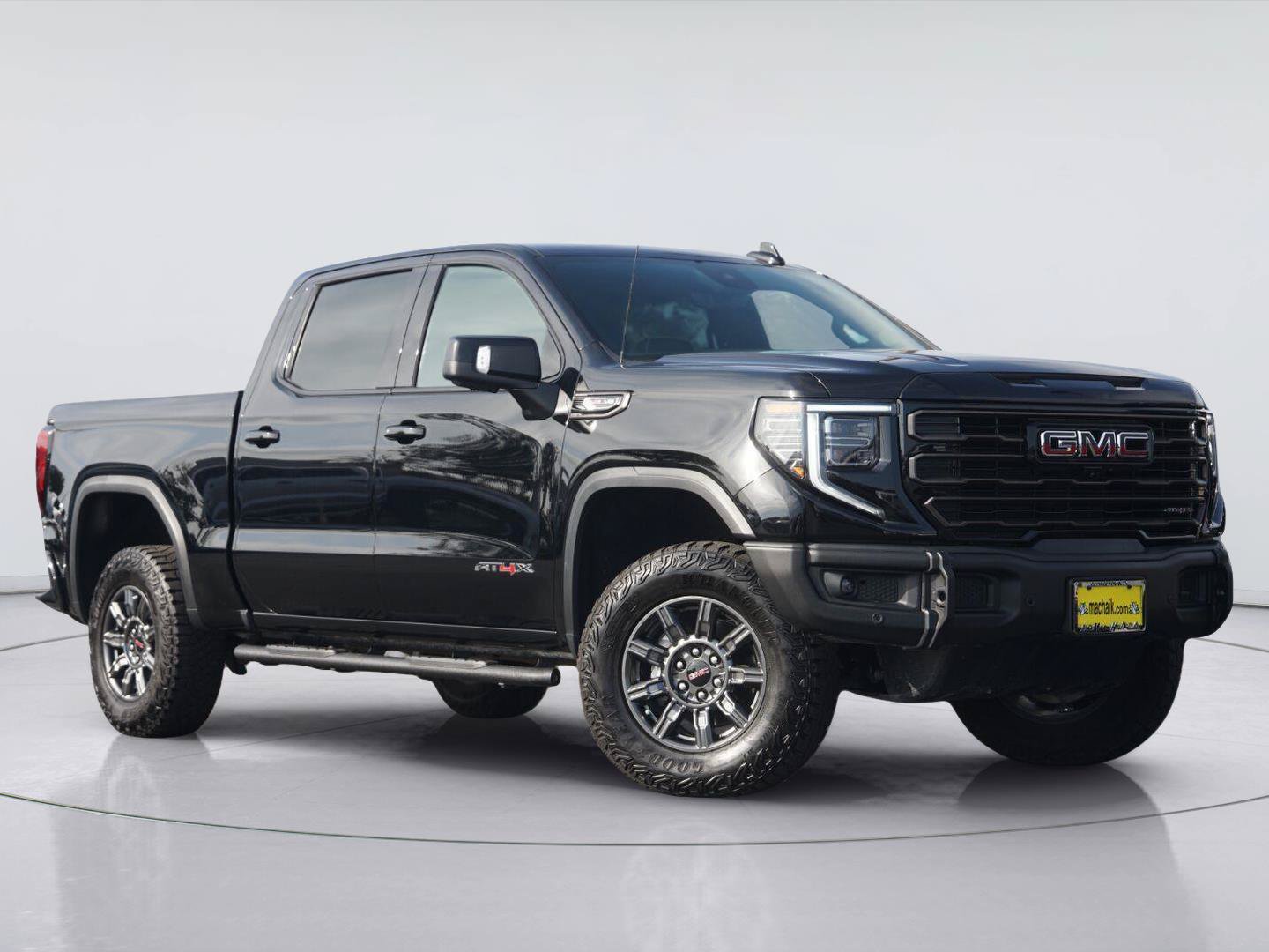 Used 2026 GMC Sierra 1500 AT4X AWD/4WD image 2