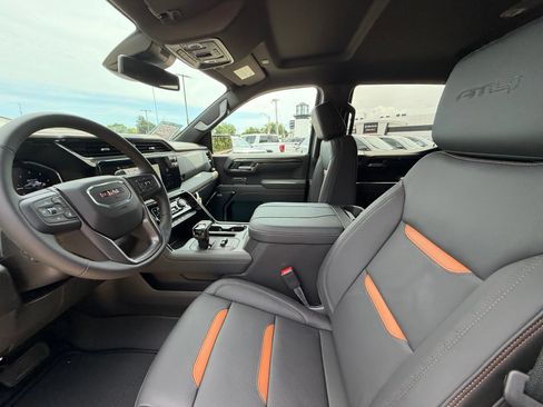 New 2026 GMC Sierra 1500 AT4 w/ AT4 Preferred Package AWD/4WD image 4