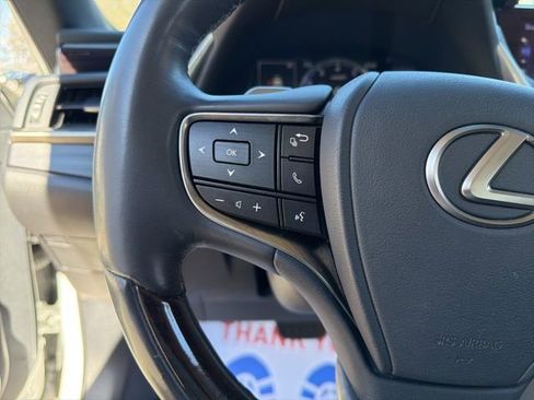 Used 2019 Lexus ES 350 Luxury w/ Premium Package image 36