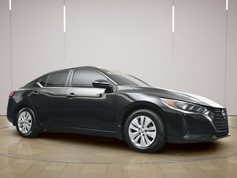 Certified 2024 Nissan Sentra S FWD image 21