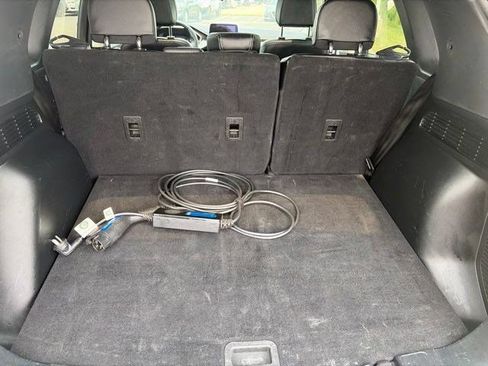 Used 2022 Ford Escape SEL FWD image 36
