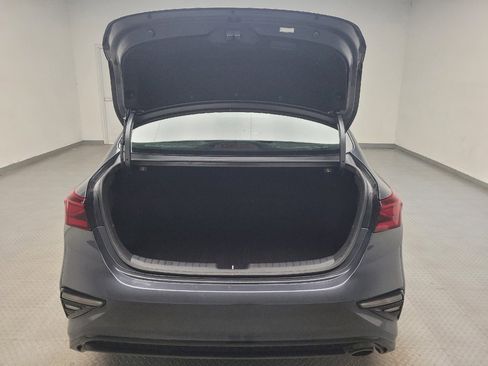 Used 2020 Kia Forte LXS FWD image 29