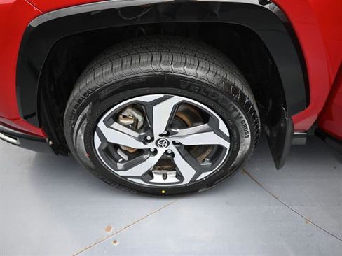 Certified 2024 Toyota RAV4 SE w/ Weather & Moonroof Package AWD/4WD image 22