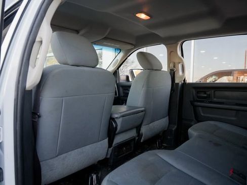 Used 2015 RAM 3500 Tradesman w/ Chrome Appearance Group image 40