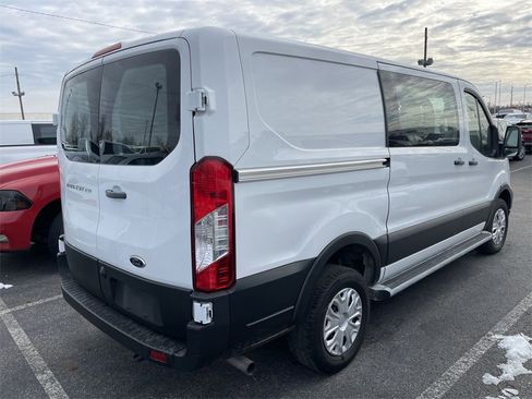 Used 2024 Ford Transit 250 Low Roof w/ Exterior Upgrade Package image 10