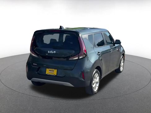 Used 2025 Kia Soul LX w/ LX Technology Package FWD image 14