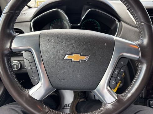 Used 2017 Chevrolet Traverse LT AWD/4WD image 24