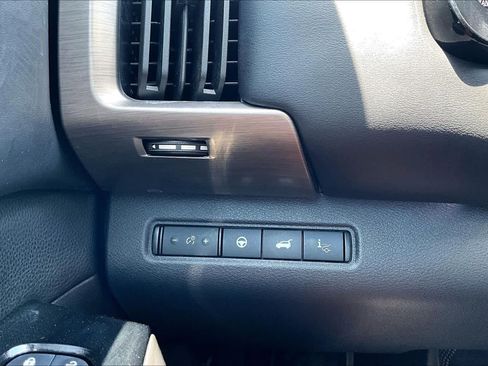 Certified 2023 Nissan Pathfinder Platinum FWD image 34