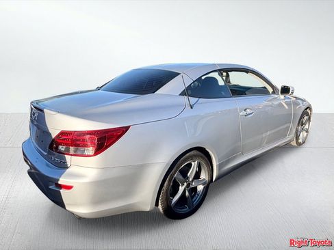 Used 2010 Lexus IS 250C RWD image 4