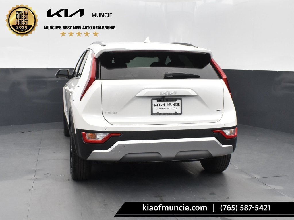 Used 2025 Kia Niro EX FWD image 6
