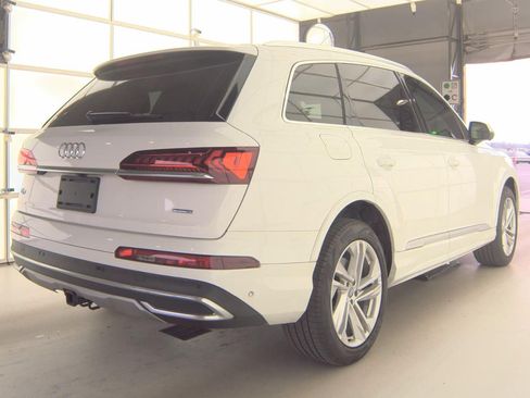 Used 2020 Audi Q7 3.0T Premium Plus AWD/4WD image 4