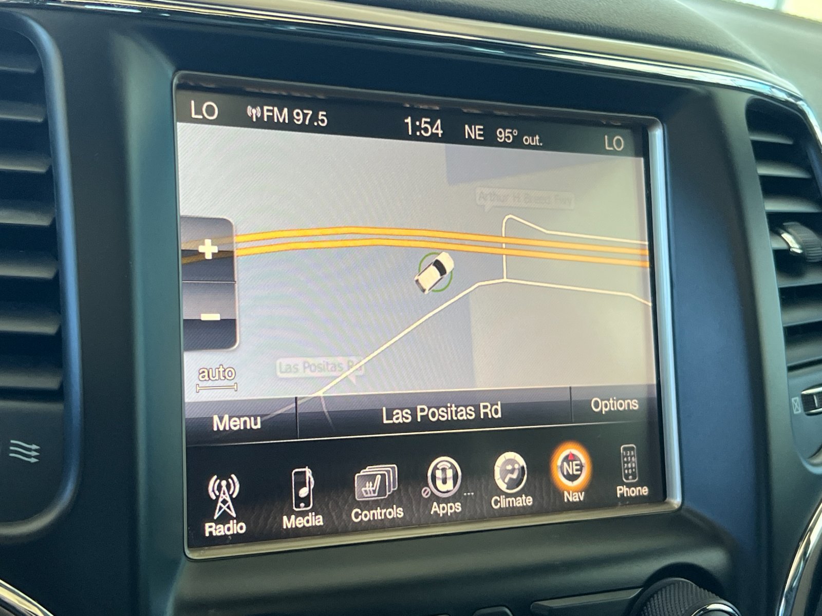 Used 2015 Jeep Grand Cherokee Overland RWD image 19