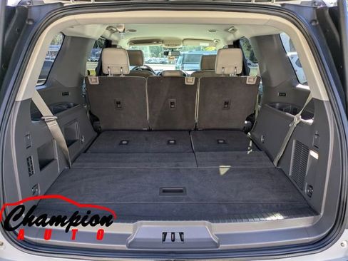 Used 2019 Ford Expedition XLT w/ Equipment Group 202A image 15