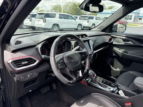 Used 2023 Chevrolet TrailBlazer RS w/ Convenience Package FWD image 10