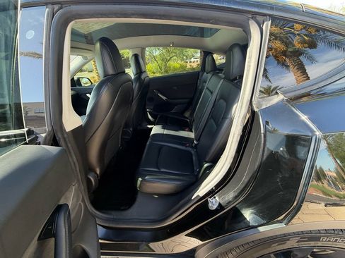 Used 2020 Tesla Model Y Long Range AWD/4WD image 11