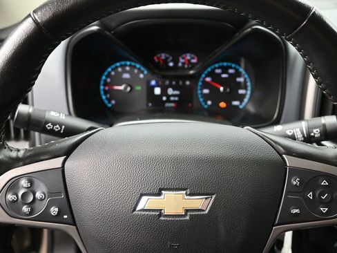 Used 2022 Chevrolet Colorado Z71 image 10