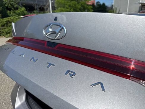 Used 2023 Hyundai Elantra SEL w/ Convenience Package FWD image 14