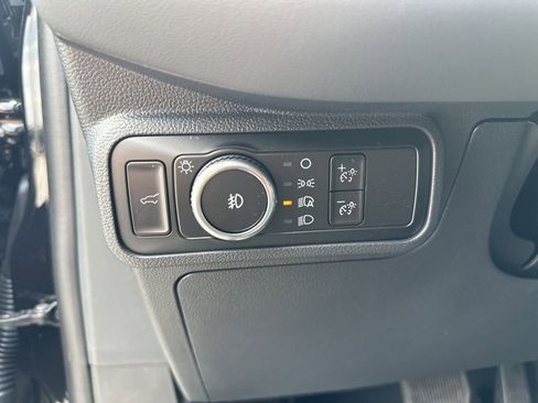 New 2025 Ford Explorer Active w/ Active Comfort Package image 15