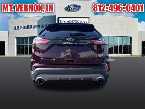 Used 2024 Ford Edge Titanium AWD/4WD image 5