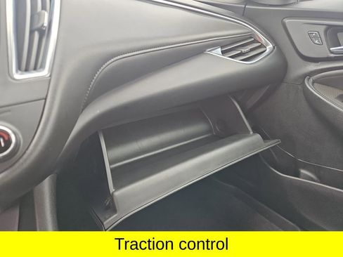 Used 2020 Chevrolet Malibu LT w/ Leather Package FWD image 28