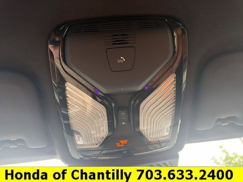 Used 2021 BMW X3 xDrive30i w/ M Sport Package AWD/4WD image 19