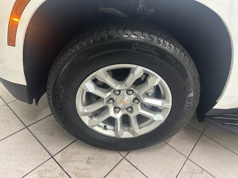 Used 2025 Chevrolet Tahoe LT AWD/4WD image 18