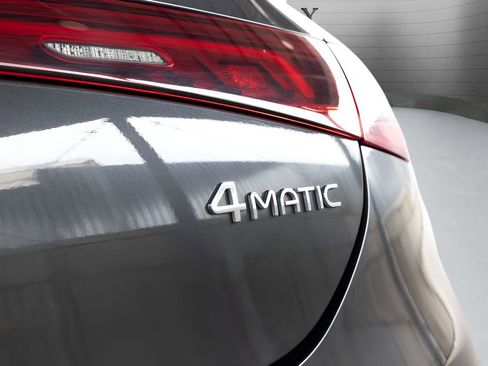 Used 2023 Mercedes-Benz EQE 350+ 4MATIC Sedan image 19