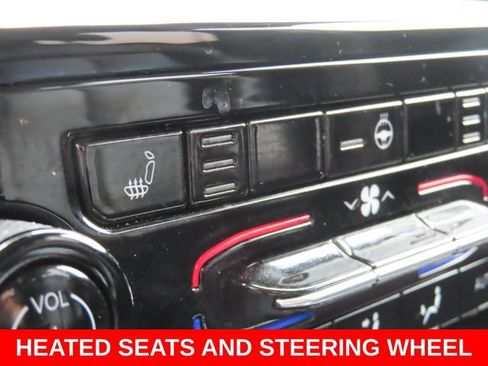 Used 2023 Jeep Grand Cherokee Limited AWD/4WD image 5
