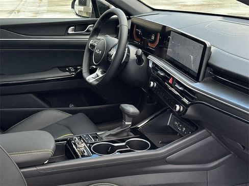 New 2026 Kia K5 GT image 12