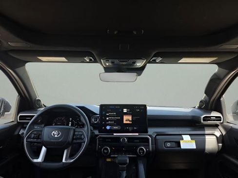 Used 2025 Toyota 4Runner Limited image 10