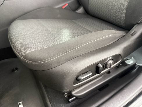 Used 2018 Buick Regal Preferred w/ Sights and Sounds Package image 16