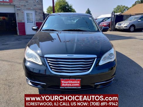 Used 2014 Chrysler 200 LX image 8