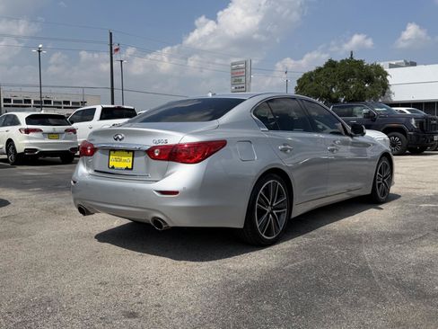 Used 2015 INFINITI Q50 w/ Deluxe Touring Package RWD image 7