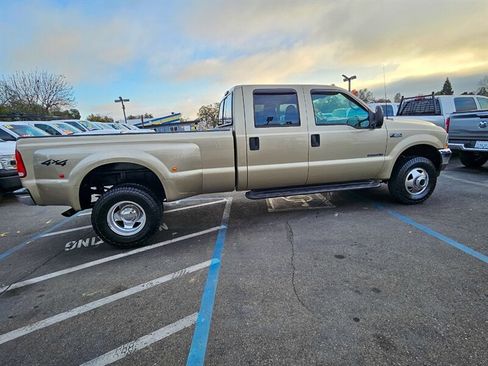 Used 2001 Ford F350 Lariat image 7