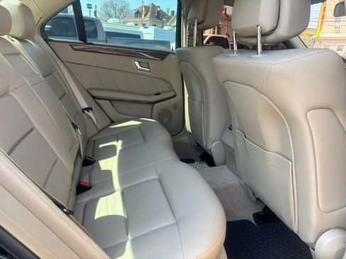 Used 2012 Mercedes-Benz E 350 4MATIC Sedan image 34