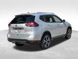 Certified 2020 Nissan Rogue SV w/ Sun & Sound Touring Package image 4