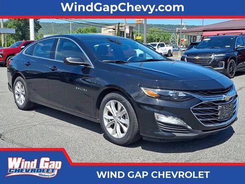 Certified 2025 Chevrolet Malibu LT FWD image 1