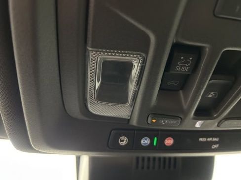 Used 2024 Chevrolet Silverado 3500 High Country w/ High Country Premium Package image 14