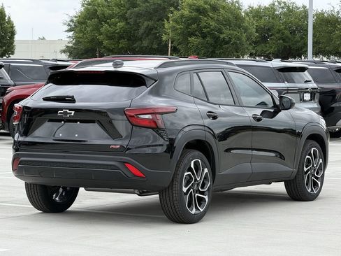 New 2026 Chevrolet Trax RS FWD image 4