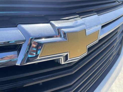Used 2023 Chevrolet Equinox LT w/ Driver Convenience Package AWD/4WD image 30