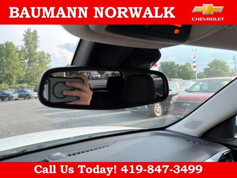 Used 2026 Chevrolet TrailBlazer LT w/ Convenience Package FWD image 27