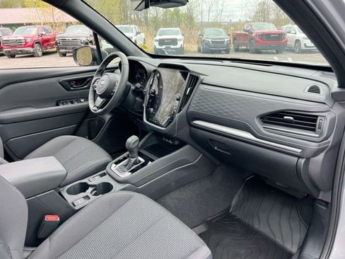 Used 2025 Subaru Forester Premium AWD/4WD image 28